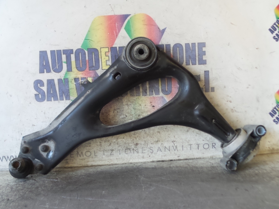 BRACCIO OSCILLANTE SOSP. ANT. SX. MERCEDES-BENZ VITO FURGONE (W447 (10/14>)