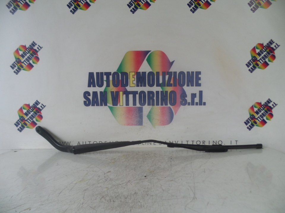 BRACCIO TERGIPARABREZZA DX. SMART FORTWO (C453) (07/14>)