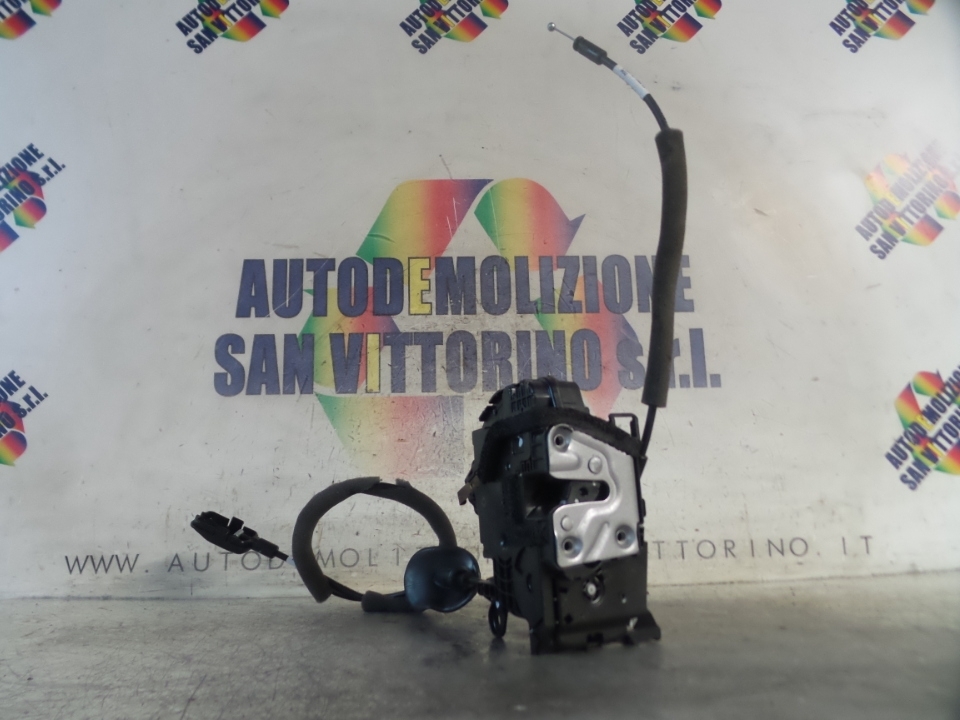 SERRATURA PORTA ANT. DX. SMART FORFOUR (W453) (07/14>)