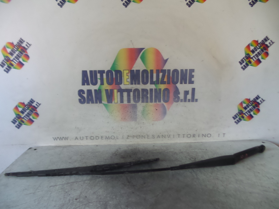 BRACCIO TERGIPARABREZZA DX. BMW X3 (E83) (09/03>09/06