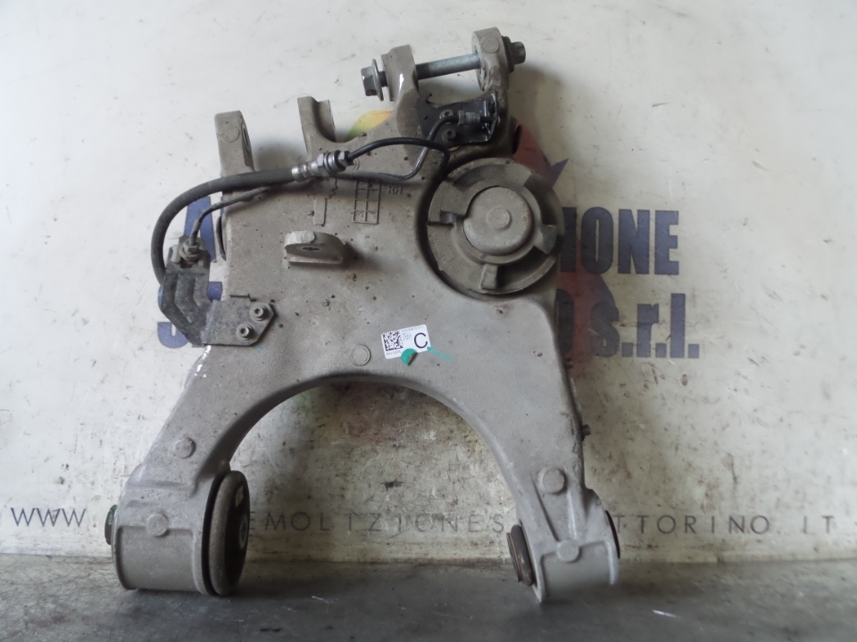 BRACCIO OSCILLANTE INF. SOSP. POST. DX. ALFA ROMEO STELVIO (6V) (01/17>)