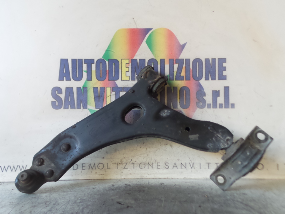 BRACCIO OSCILLANTE SOSP. ANT. SX. FORD FOCUS (CAK) (10/98>03/02