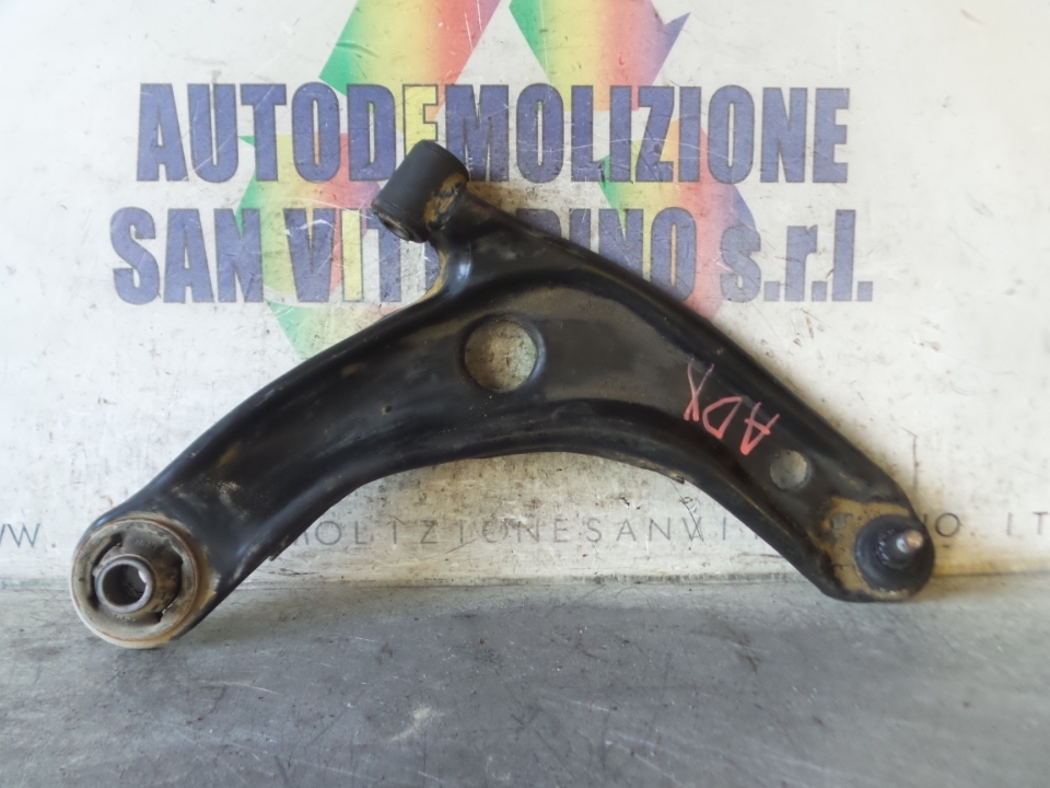 BRACCIO OSCILLANTE SOSP. ANT. DX. TOYOTA YARIS (09/11>)