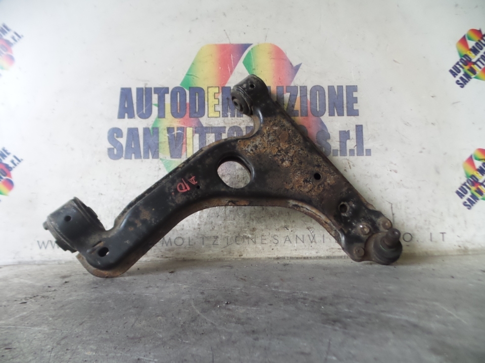 BRACCIO OSCILLANTE SOSP. ANT. DX. OPEL MERIVA (S10) (04/10>)