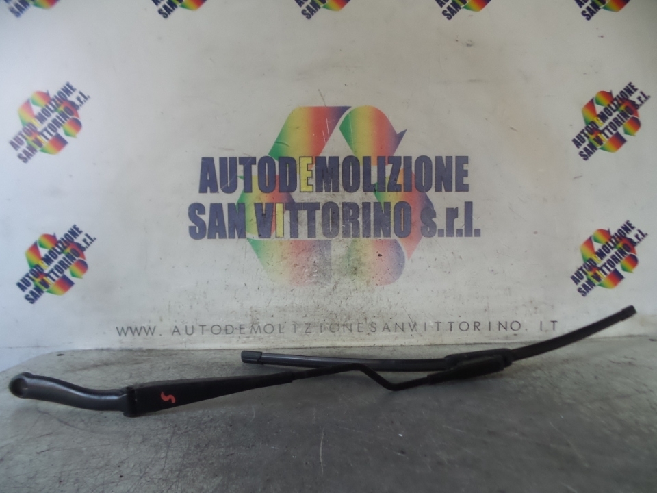 BRACCIO TERGIPARABREZZA SX. FIAT PUNTO (51) (01/12>01/13