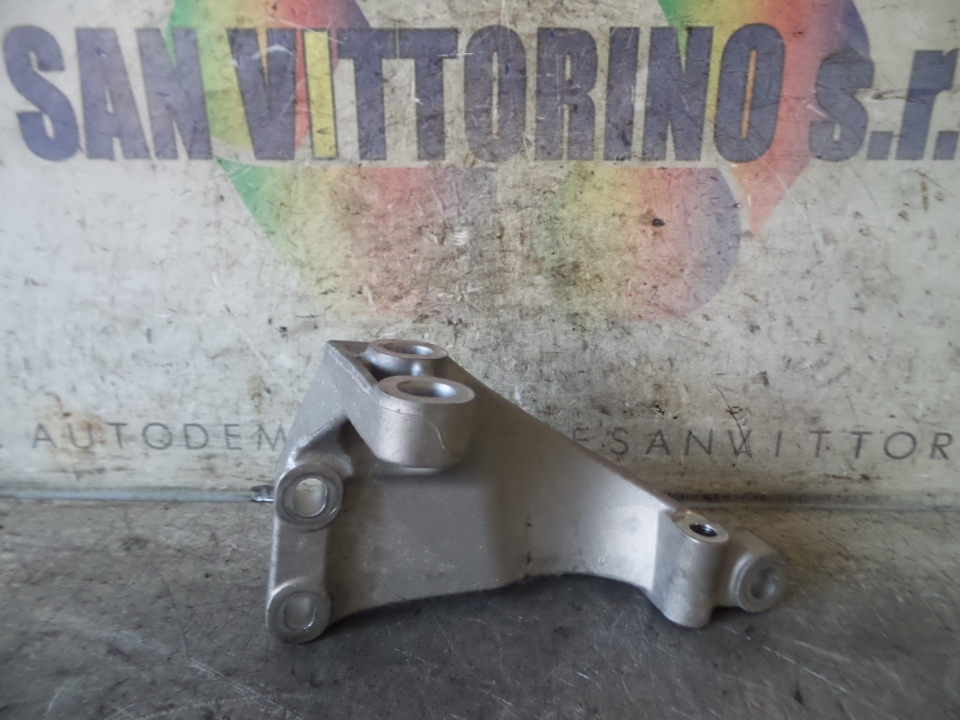 STAFFA POST. SUPPORTO MOTORE L/MOTORE JEEP RENEGADE (RE) (07/18>)