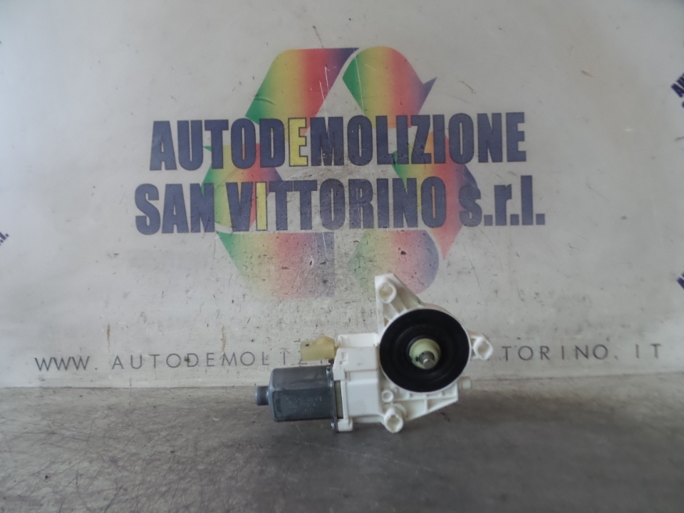 MOTORINO ALZACRISTALLO PORTA POST. SX. FIAT FREEMONT (24) (04/11>)