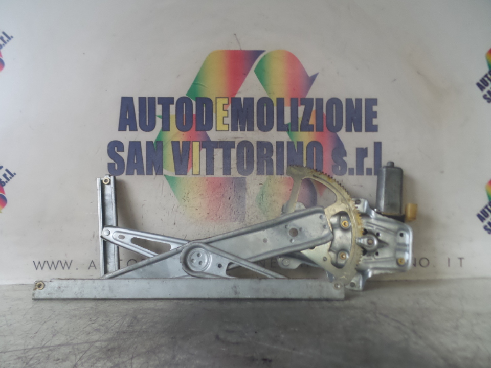 ALZACRISTALLO PORTA ANT. ELETTRICO DX. TOYOTA YARIS (03/99>11/05