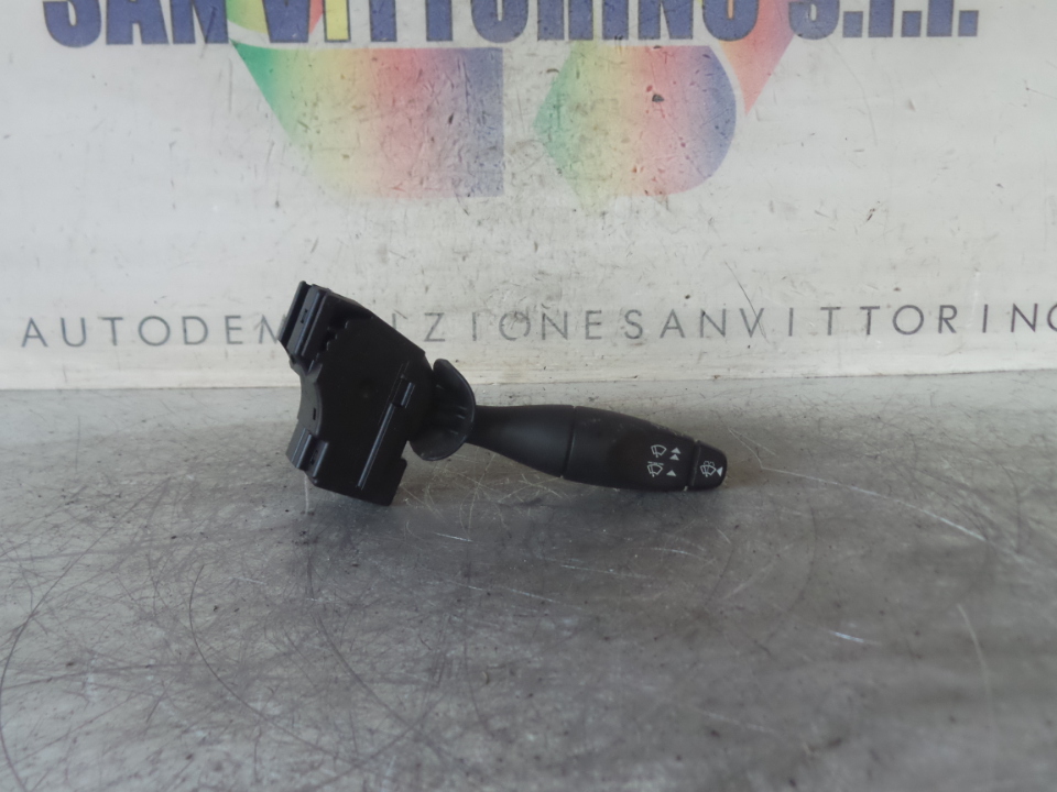 BLOCCO COMANDI TERGICRISTALLI FORD FIESTA (CBK) (03/02>12/05