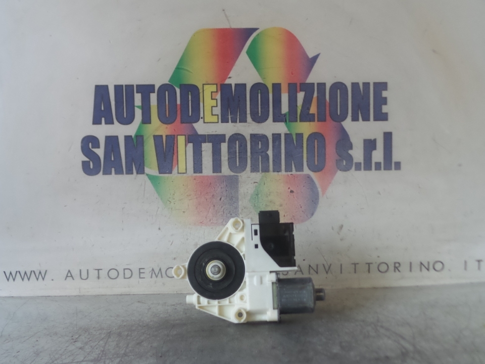 MOTORINO ALZACRISTALLO PORTA ANT. DX. JEEP RENEGADE (5I) (08/14>)