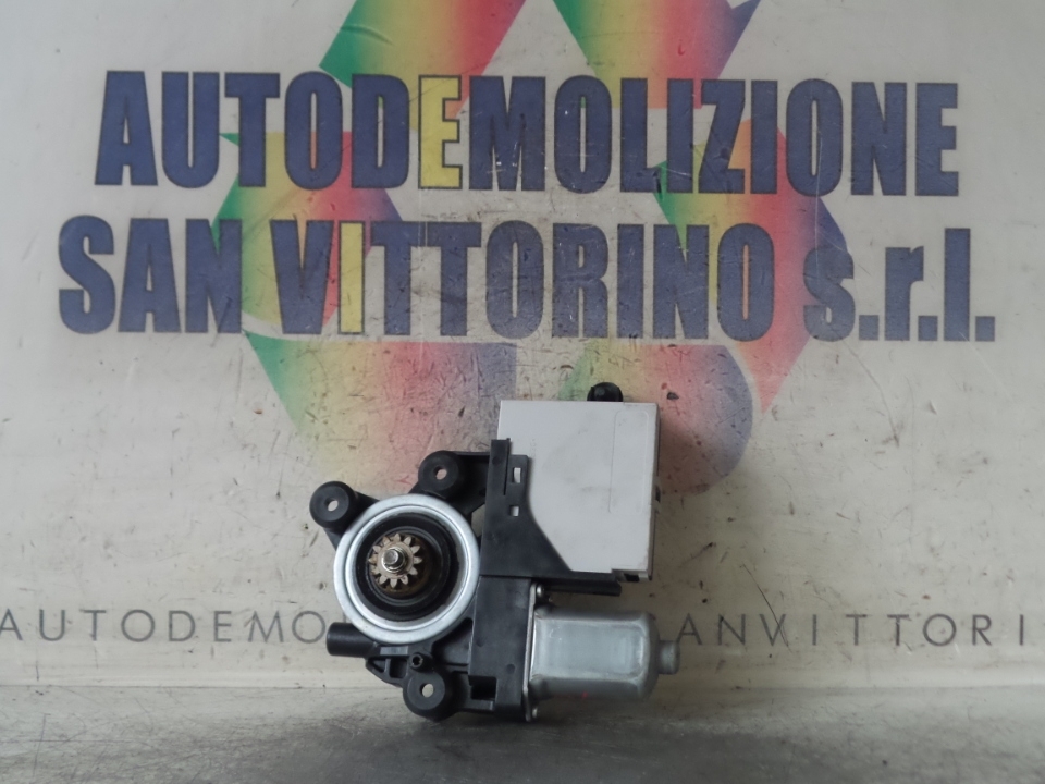 MOTORINO ALZACRISTALLO PORTA POST. DX. FORD KUGA (CBV) (04/08>)