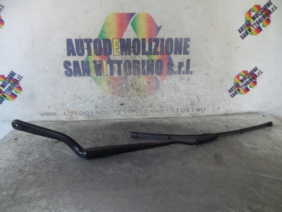 BRACCIO TERGIPARABREZZA SX. SMART FORTWO (C453) (07/14>)