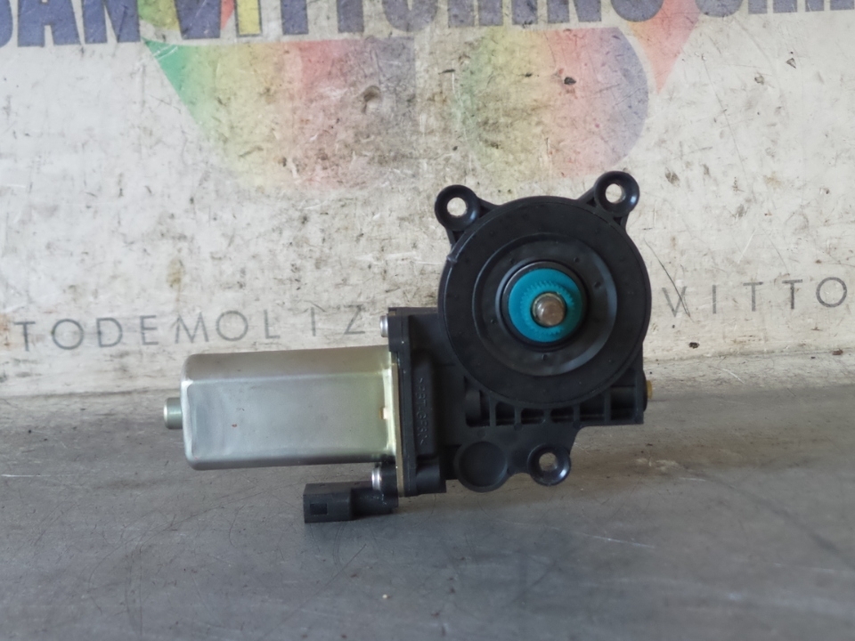 MOTORINO ALZACRISTALLO PORTA ANT. DX. FORD FIESTA (CBK) (03/02>12/05