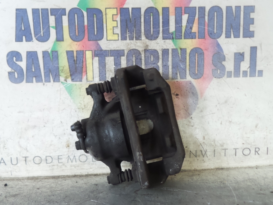 PINZA FRENO ANT. DX. TOYOTA AURIS (01/07>)