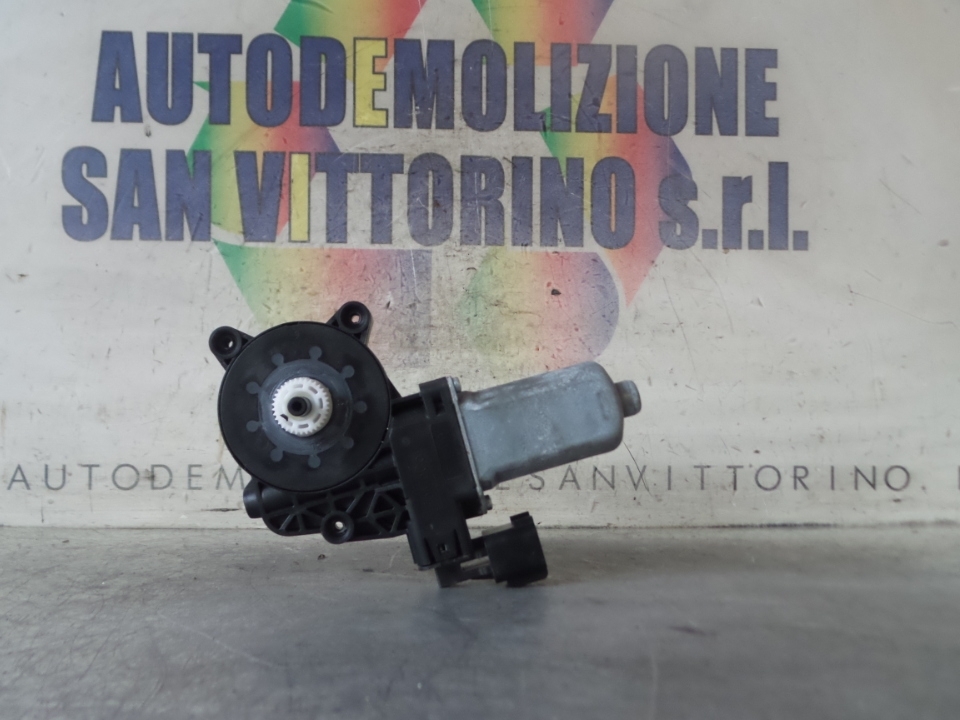 MOTORINO ALZACRISTALLO PORTA POST. SX. LAND ROVER RANGE ROVER EVOQUE (03/11>)