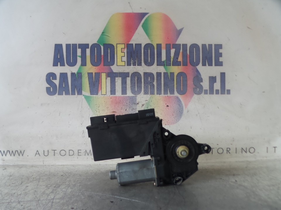 MOTORINO ALZACRISTALLO PORTA POST. SX. AUDI A4 (8E) (11/00>11/04