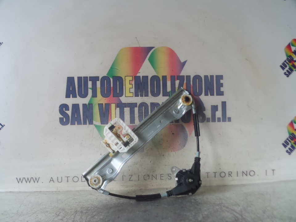 ALZACRISTALLO PORTA POST. DX. FIAT PANDA (33) (12/11>)